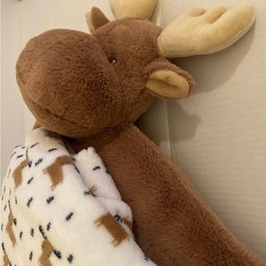 Manhattan Kids Moose Plush Pillow w/Moose Blanket NWOT